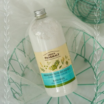 GREEN PHARMACY KREMOWY PŁYN DO KĄPIELI, OLIWKI I MLEKO RYŻOWE 1000 ml